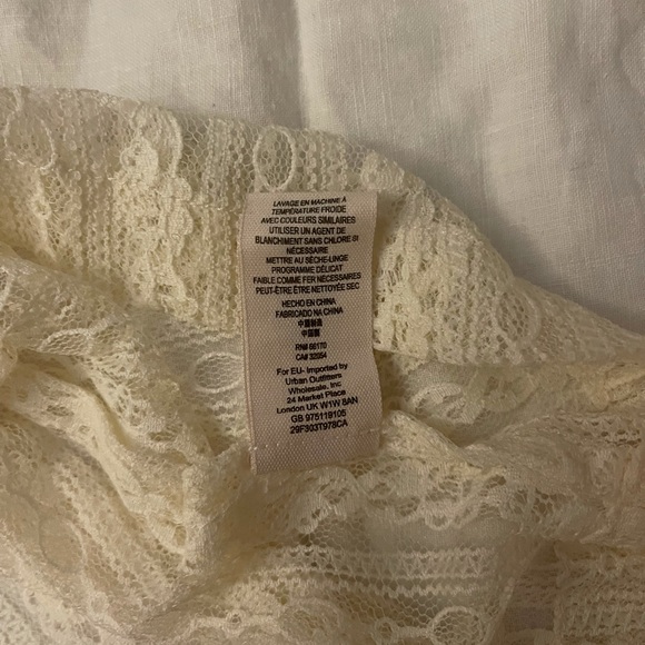 ❤️ Free People Lace Top ❤️ - Picture 9 of 14